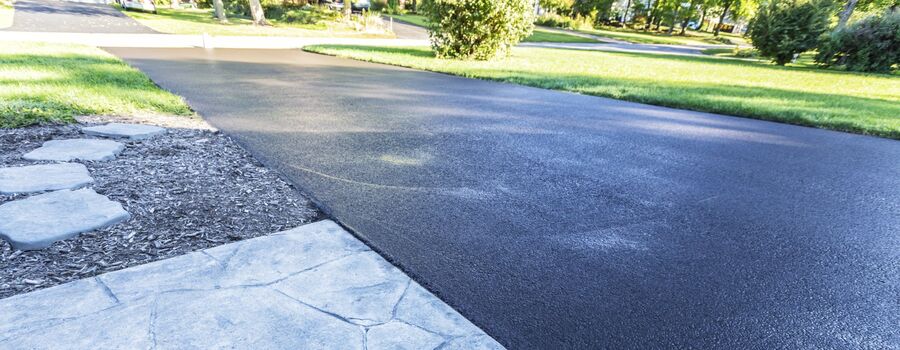 Driveway sealcoating by T&M Asphalt Services